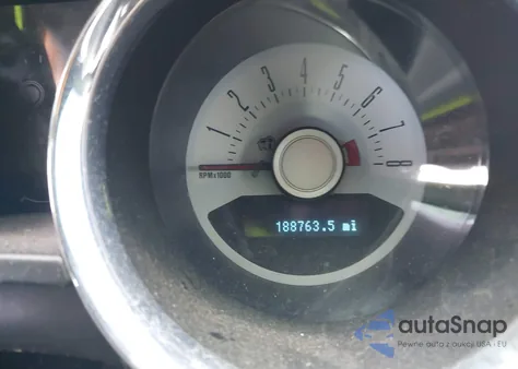 2012 Ford Mustang V6 Premium z USA, uszkodzony, nr VIN 1ZVBP8EM6C5235229